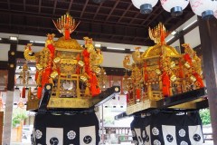 祇園祭　八坂神社　7月